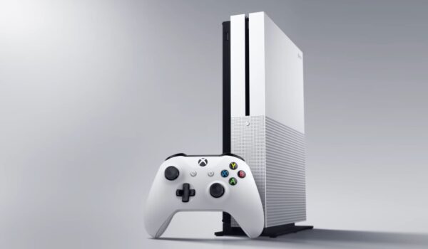 Microsoft Introducing Smallest Xbox One S