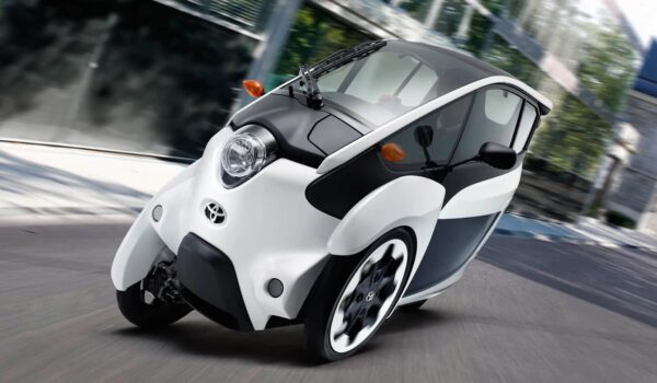 Toyota iRoad Rolls-out ECO-friendly Car